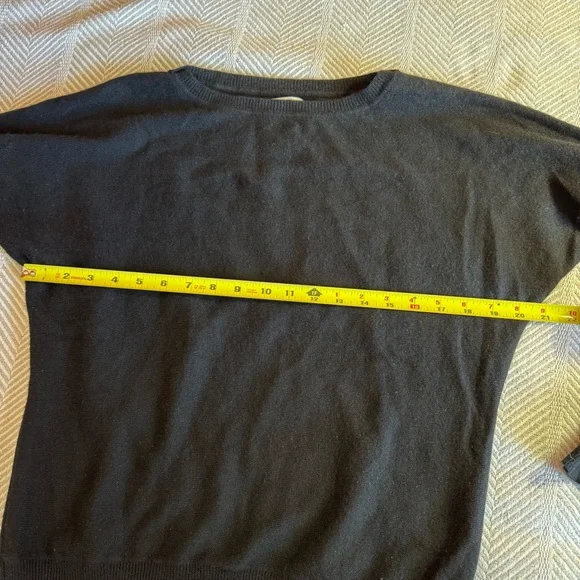 Women's Nicole Miller Cashmere Wide Neck Dolman Batwing Sweater, Black, Size M - Picture 8 of 9